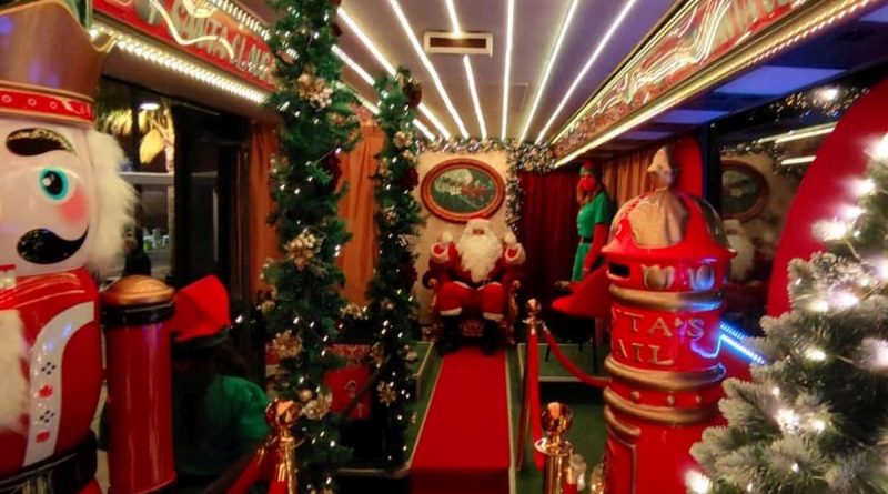 santa claus bus