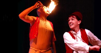 Alì Babà e i quaranta ladroni: la storia da “Le mille e una notte” a teatro, per i ragazzi Alì Babà e i quaranta ladroni: la storia da “Le mille e una notte” a teatro, per i ragazzi