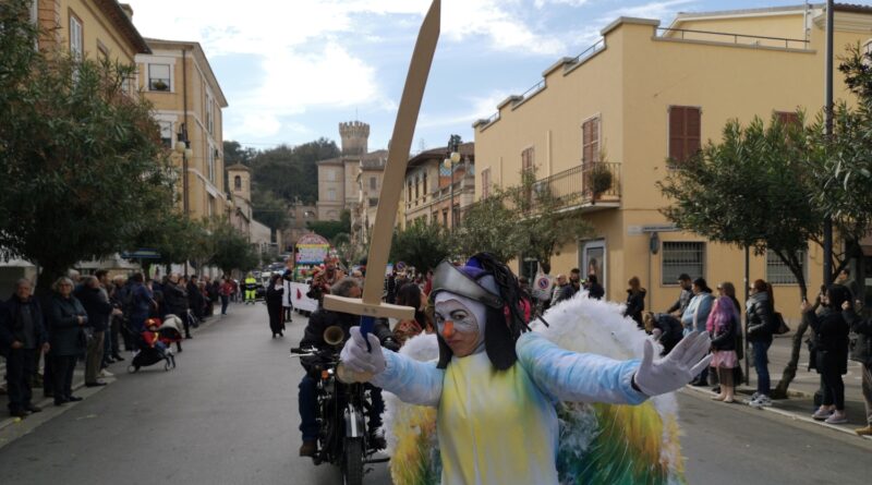 Baraonda 2023, il gran finale: domani il corteo con la sfilata
